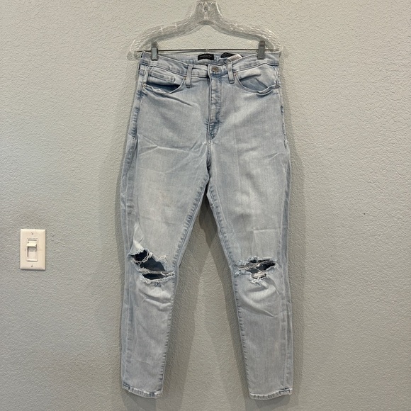 Banana Republic High Rise Skinny Light Blue Distressed Women's Jeans 31 - Picture 1 of 4